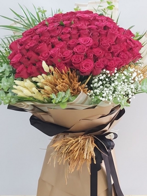 Özel Kırmızı Gül Buketi